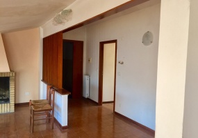 thimg IMG 6691 285x200 Appartamenti a Matelica