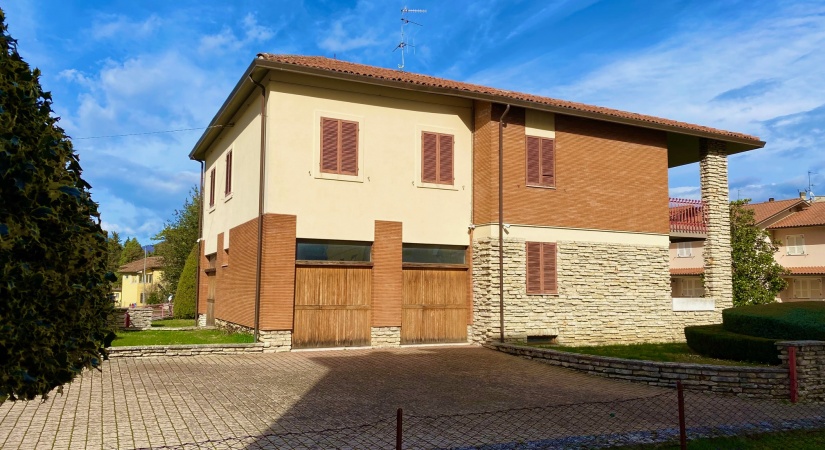 thimg IMG 3561 825x450 Dettaglio singola proprietà
