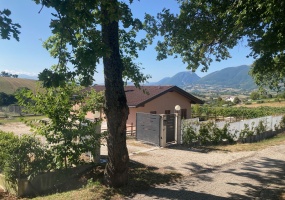 thimg IMG 0314 285x200 Appartamenti a Matelica