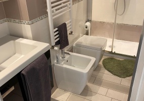 thimg IMG 5219 285x200 Appartamenti a Matelica