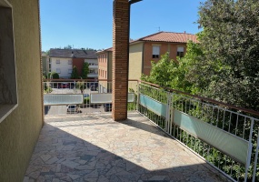 thimg IMG 5098 285x200 Appartamenti a Matelica