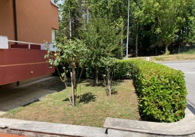 thimg IMG 5585 285x200 Appartamenti a Matelica