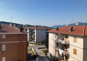 thimg IMG 4147 285x200 Appartamenti a Matelica