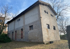  Terreni e rustici