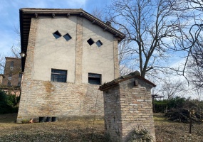  Terreni e rustici
