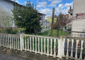 thimg IMG 9412 285x200 Appartamenti fuori Matelica